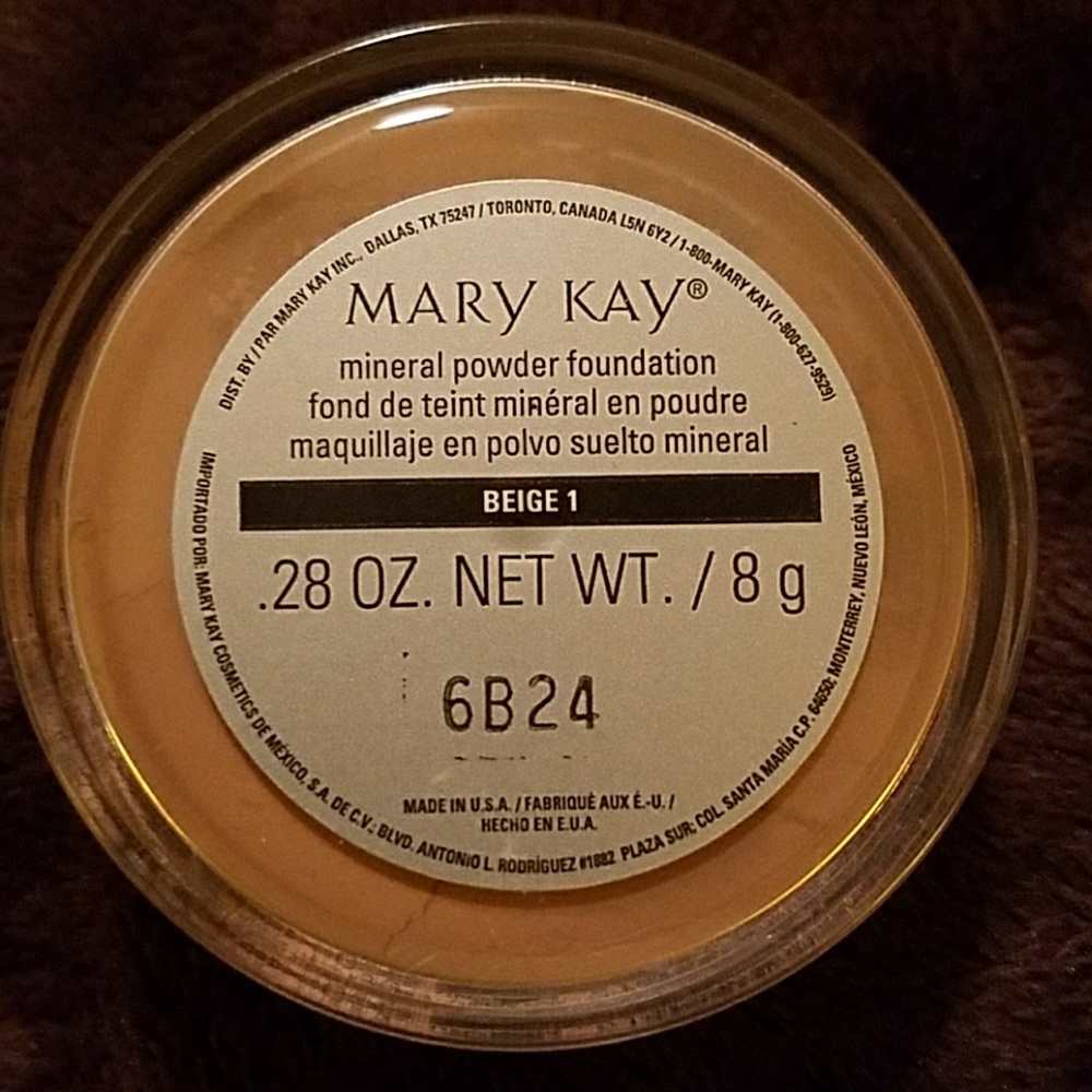 Mary Kay mineral powder foundation